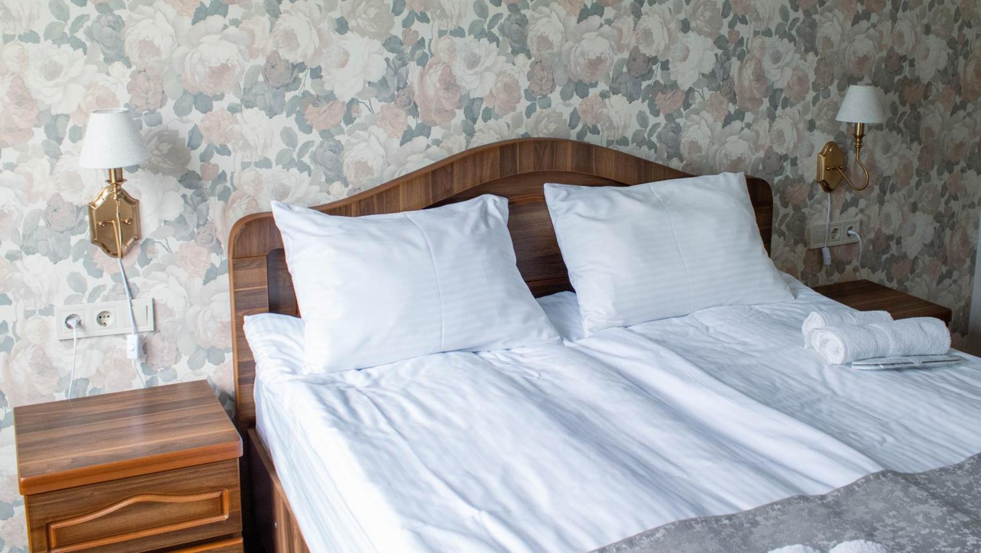 Planet Kazbegi Hotel Bagian luar foto